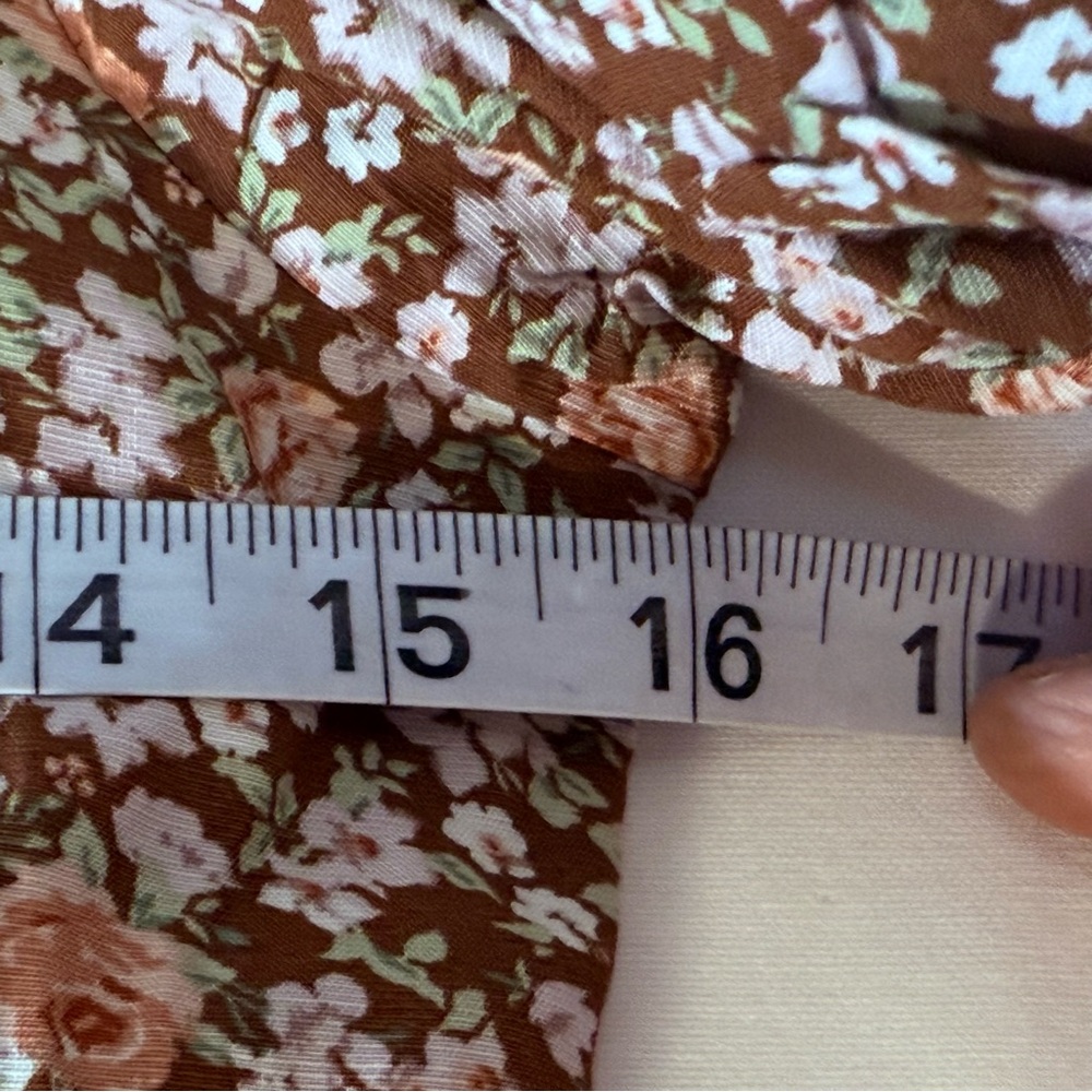 Astr Floral Puff Sleeve Maxi Dress - Pink and Brown Sz L Front Cutout Coquette - Picture 11 of 15